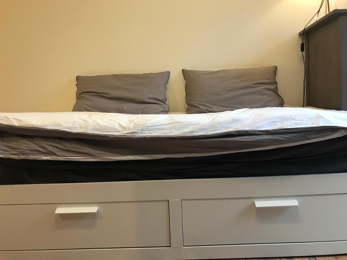 Studio 22M2 Rer Val D'Europe A 150M /Disney-Paris Montévrain Exteriör bild
