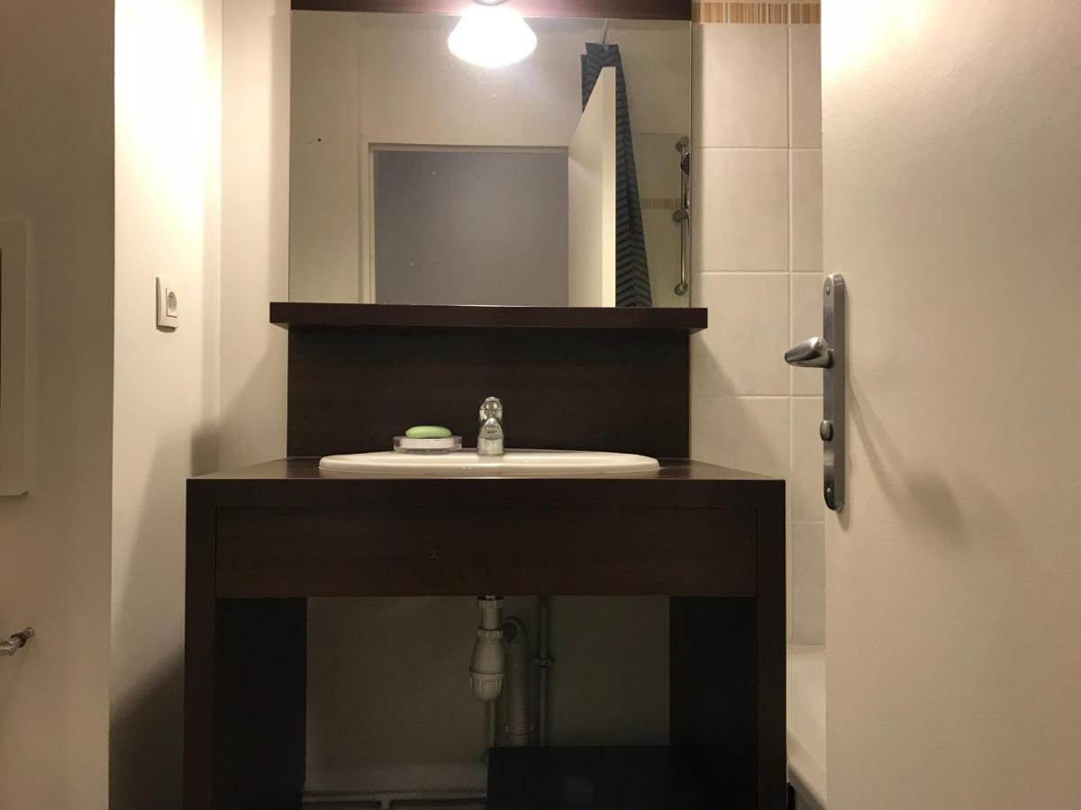 Studio 22M2 Rer Val D'Europe A 150M /Disney-Paris Montévrain Exteriör bild